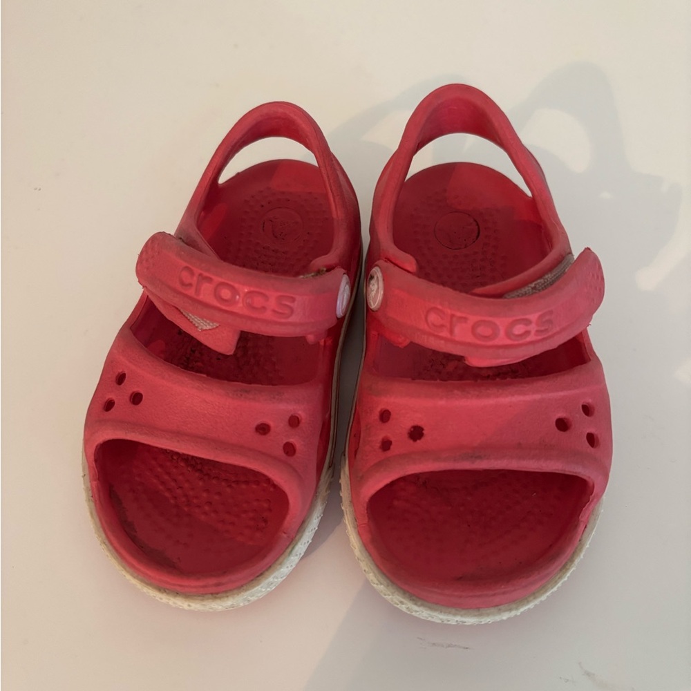 CROCS Red Sandals Lightweight Ventilation